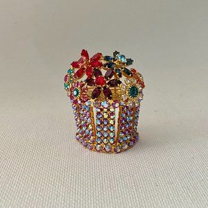 Vintage 80's Dorothy Bauer Flowerpot brooch